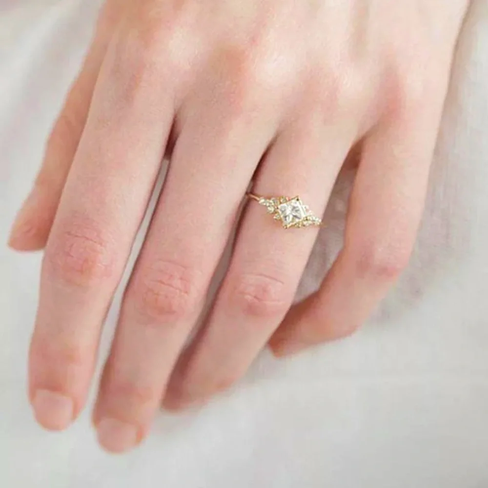 Gold Plated Dimond Simulator Minimalist Style Ring 💍